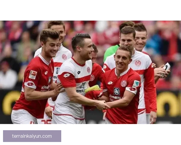 美因茨主场迎战强敌，期待球队冲击联赛新高点表现亮眼