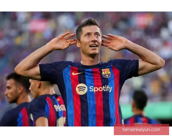 莱万多夫斯基2026合同前景分析,未来走势备受关注 莱万多夫斯基2026合同前景分析,未来走势备受关注