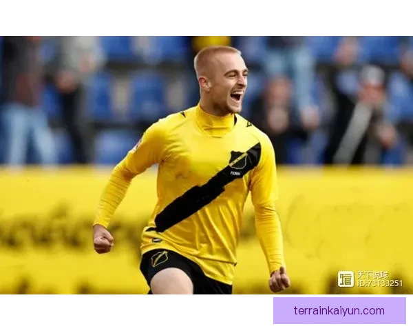 黄喜灿本赛季进球数据持续提升，表现稳健值得关注